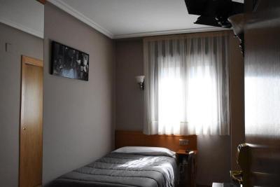 Hotel Carbayon