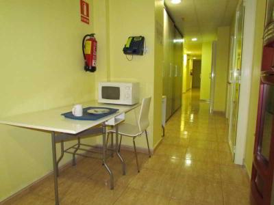 Barcelona City North Hostal