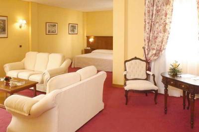 Lozano Hotel