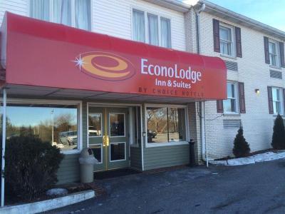Econo Lodge Airport