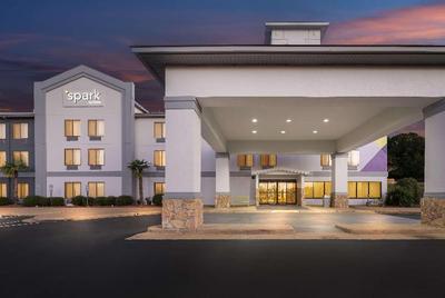 Spark by Hilton Tuscaloosa University