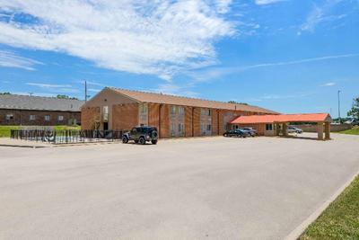 Econo Lodge Emporia Area