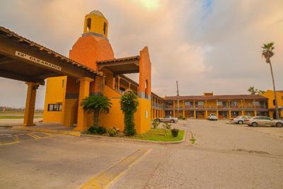 OYO Hotel Kingsville - Hwy 77