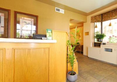 Rodeway Inn & Suites Bakersfield