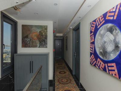 The Magnaura Palace Hotel