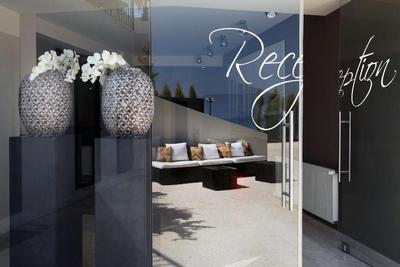 Med-Inn Boutique Hotel