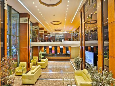 Grand Madrid Hotel