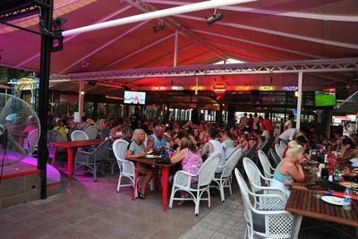 Club Atrium Hotel