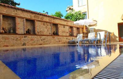 Bacchus Pension