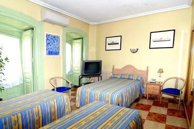 Hostal Plaza Dort