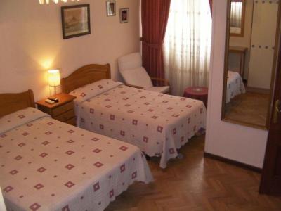 Hostal America