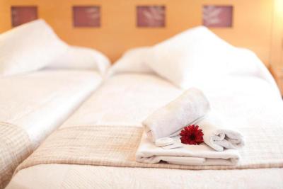 Hostal Abami I I
