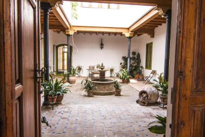La Casa De Las Titas