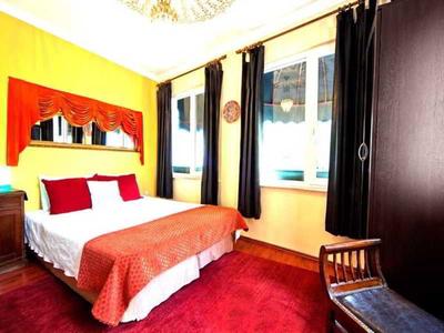 Modern Sultan Hotel