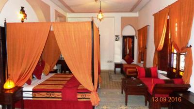 Riad Ahlam