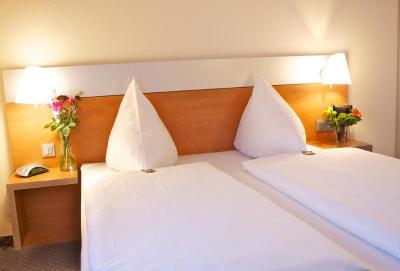 Senator Hotel
