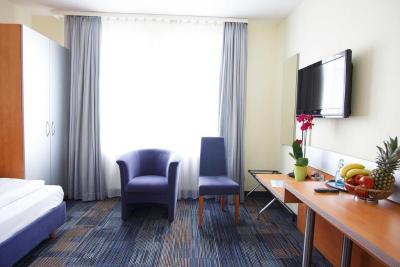 Senator Hotel