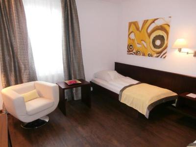 Central Hotel