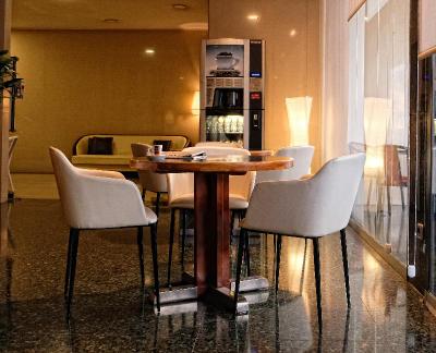 Hotel Reconquista