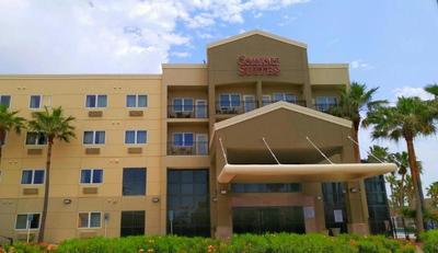 Comfort Suites Beachside