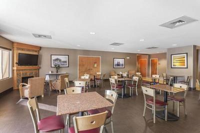 Comfort Suites Suffolk - Chesapeake