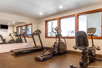Comfort Inn & Suites Redwood Country