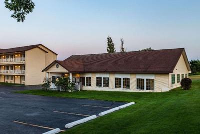 Quality Inn Lakefront