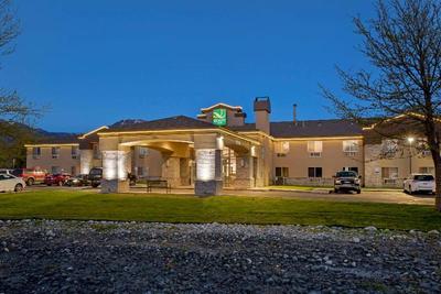 Quality Inn Logan near University