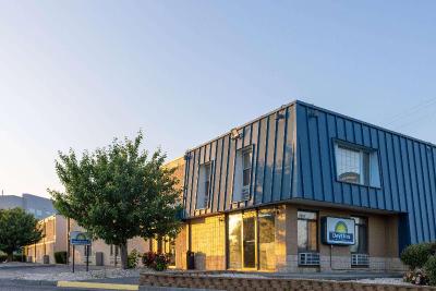 Days Inn by Wyndham Winchester North