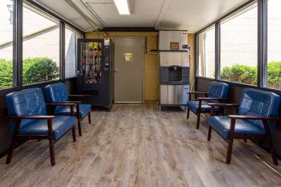 Days Inn by Wyndham Winchester North