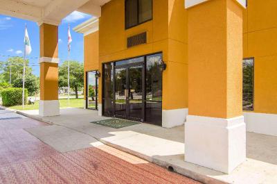 Quality Inn near University of Mobile