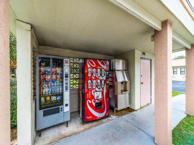 Econo Lodge Tampa