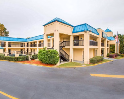 Quality Inn near Six Flags