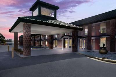 Quality Inn & Suites Vidalia Area