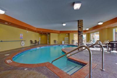 Suburban Studios Cedar Falls