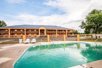 Quality Inn Charleston I-57