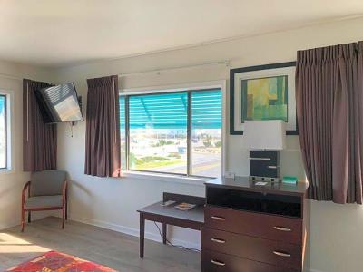 Rodeway Inn & Suites