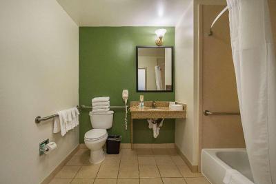 Sleep Inn & Suites Manchester near Arnold AFB