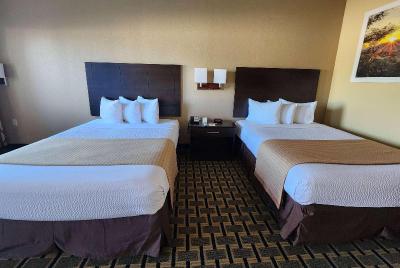 Days Inn by Wyndham Baytown East