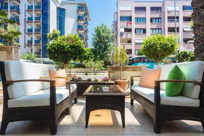 Lonicera City Hote