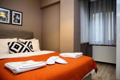 Akin Suites
