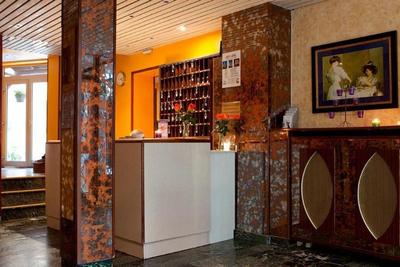 Est Hotel