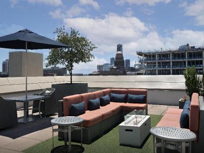 Hampton Inn & Suites Austin @ The University/Capit