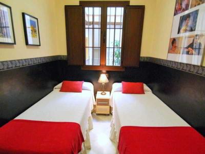 Living Sevilla Apartments