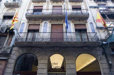 Hotel Curious