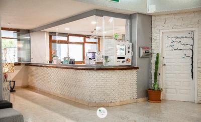 Apartamentos Palm Beach Club