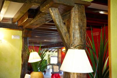 Hotel La Casona Del Revolgo