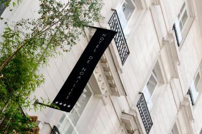 GOLDEN TULIP OPERA DE NOAILLES