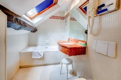Crystal Hotel