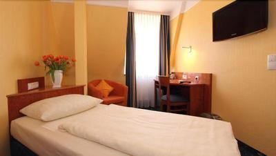 Aparthotel Astro Stuttgart